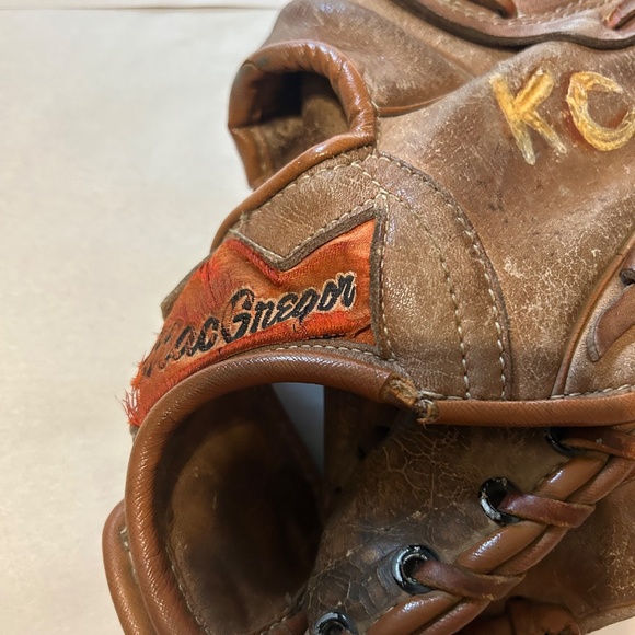 MacGregor Vintage 715P Hank Aaron Baseball Glove - Picture 2 of 6